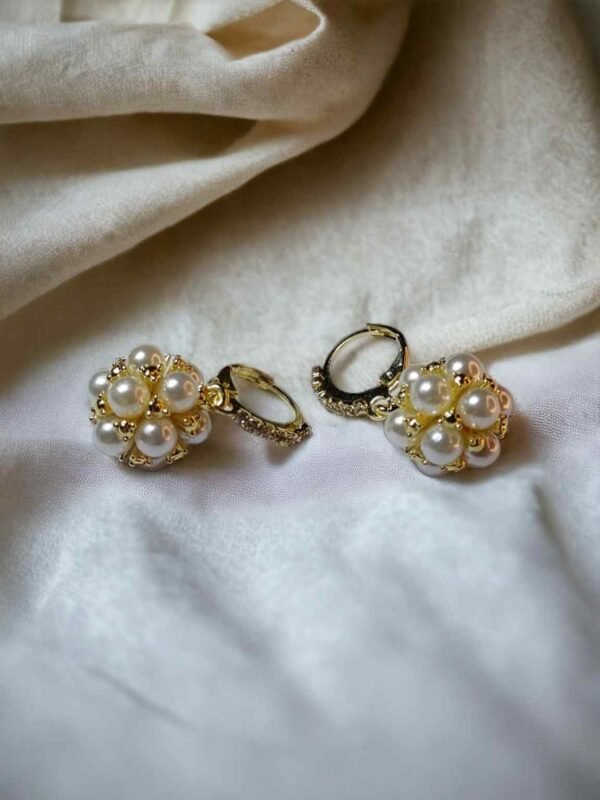 Pearls Studded Earrings Ruya Jewels