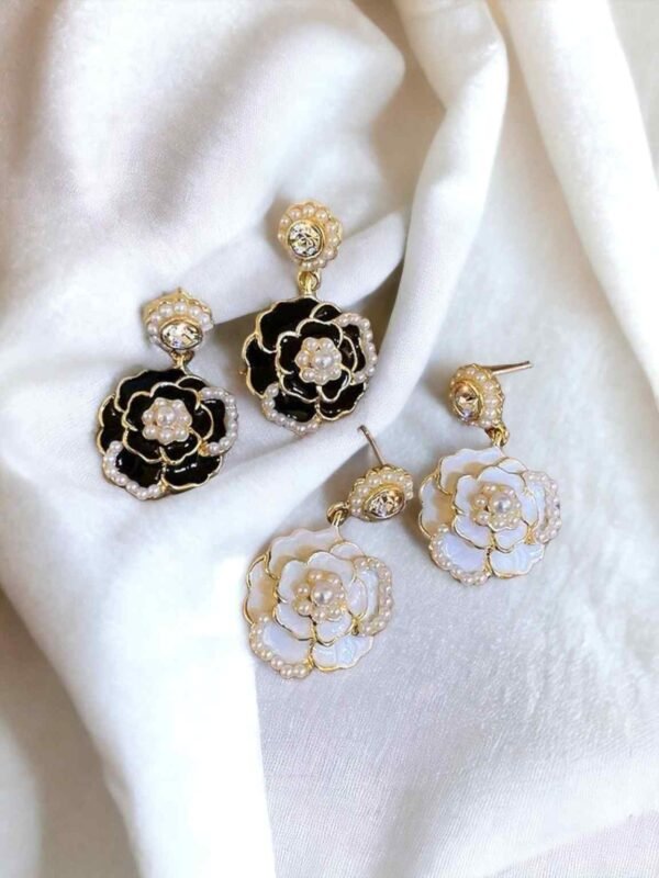 Pearly camellia earrings Ruya Jewels