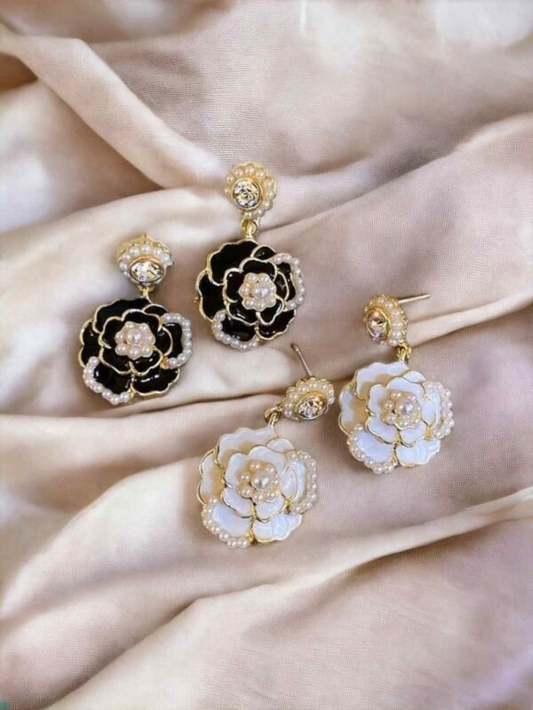 Pearly camellia earrings Ruya Jewels